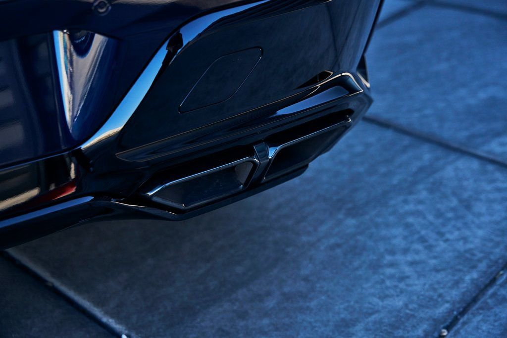 Used 2025 BMW 760i xDrive w/ Executive Package image 12