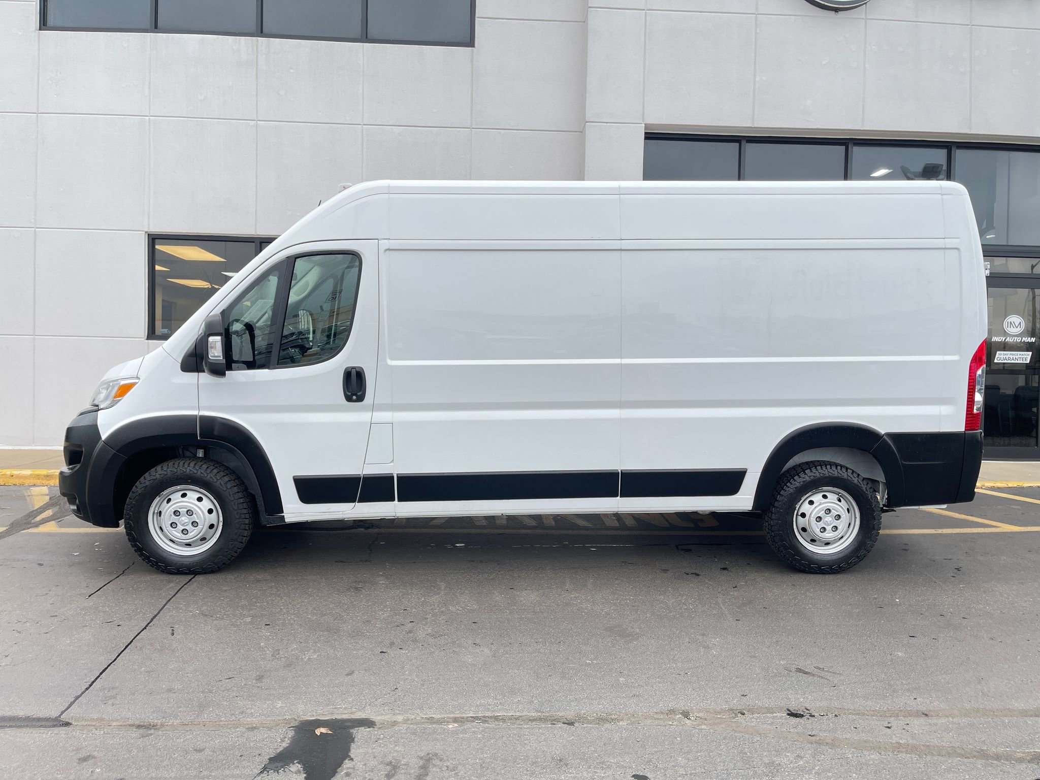 Used 2023 RAM ProMaster 2500 FWD image 6