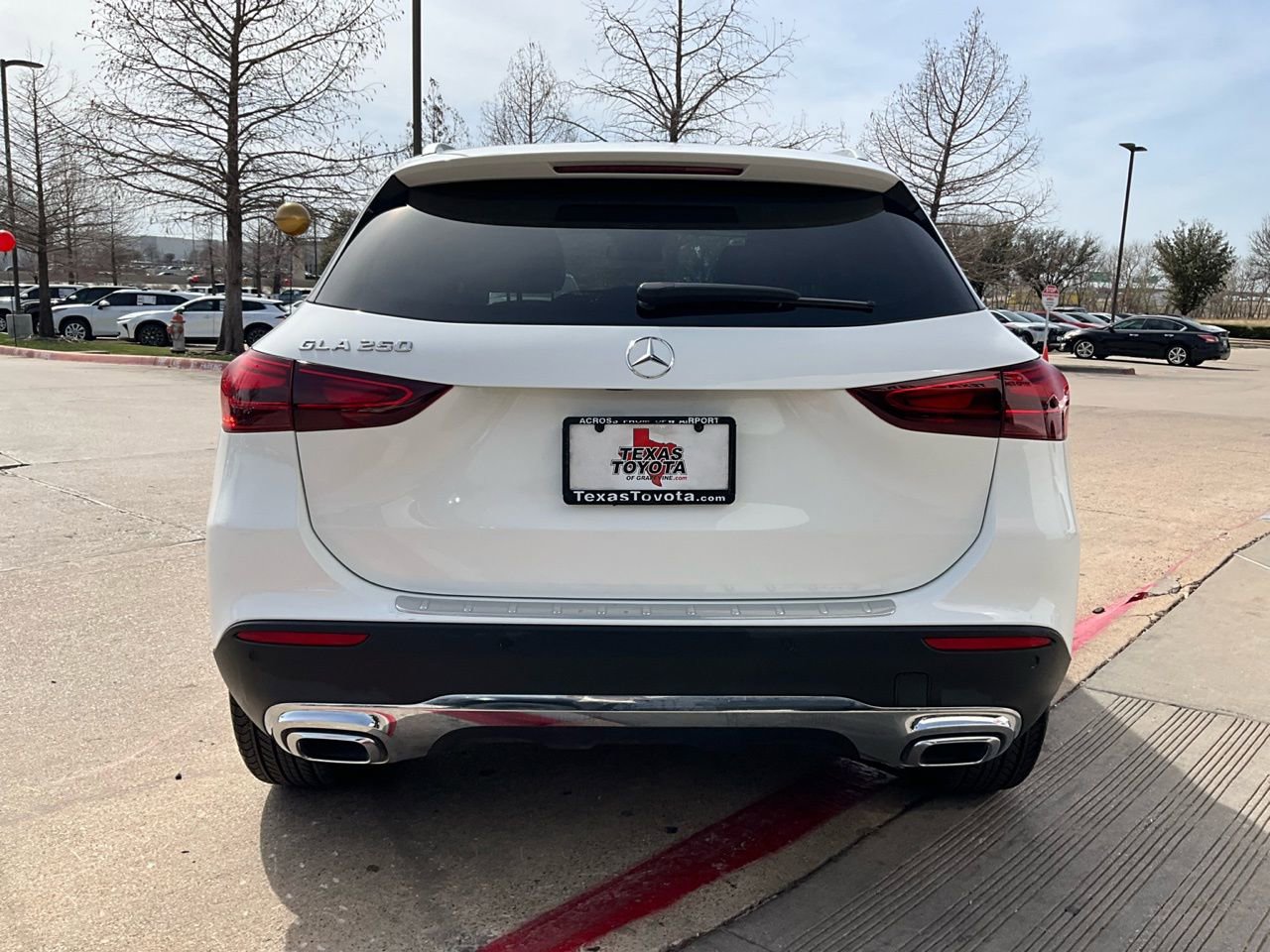 Used 2025 Mercedes-Benz GLA 250 image 7