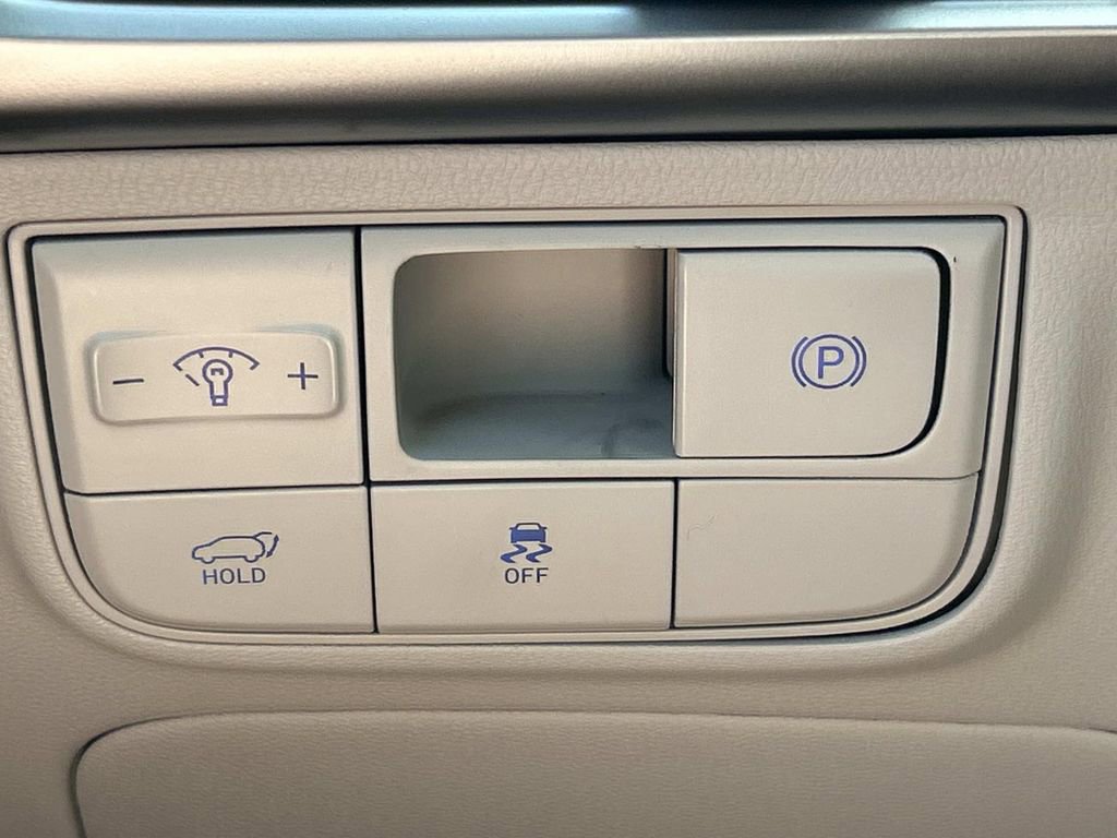 New 2026 Hyundai Tucson Limited image 29