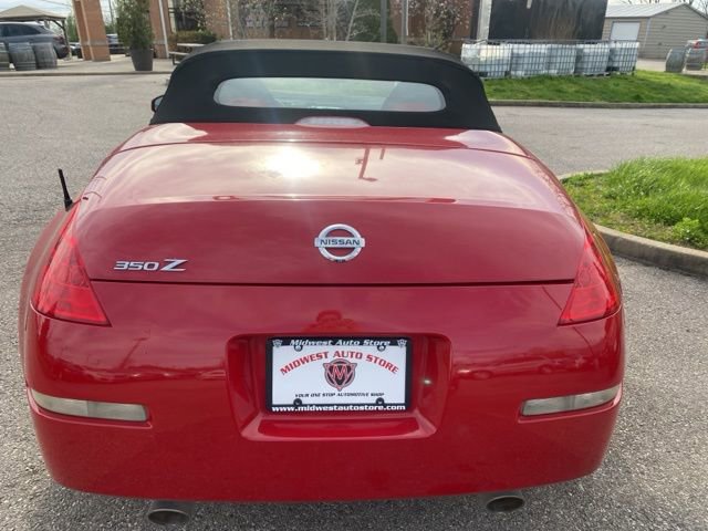 Used 2007 Nissan 350Z Enthusiast RWD image 5