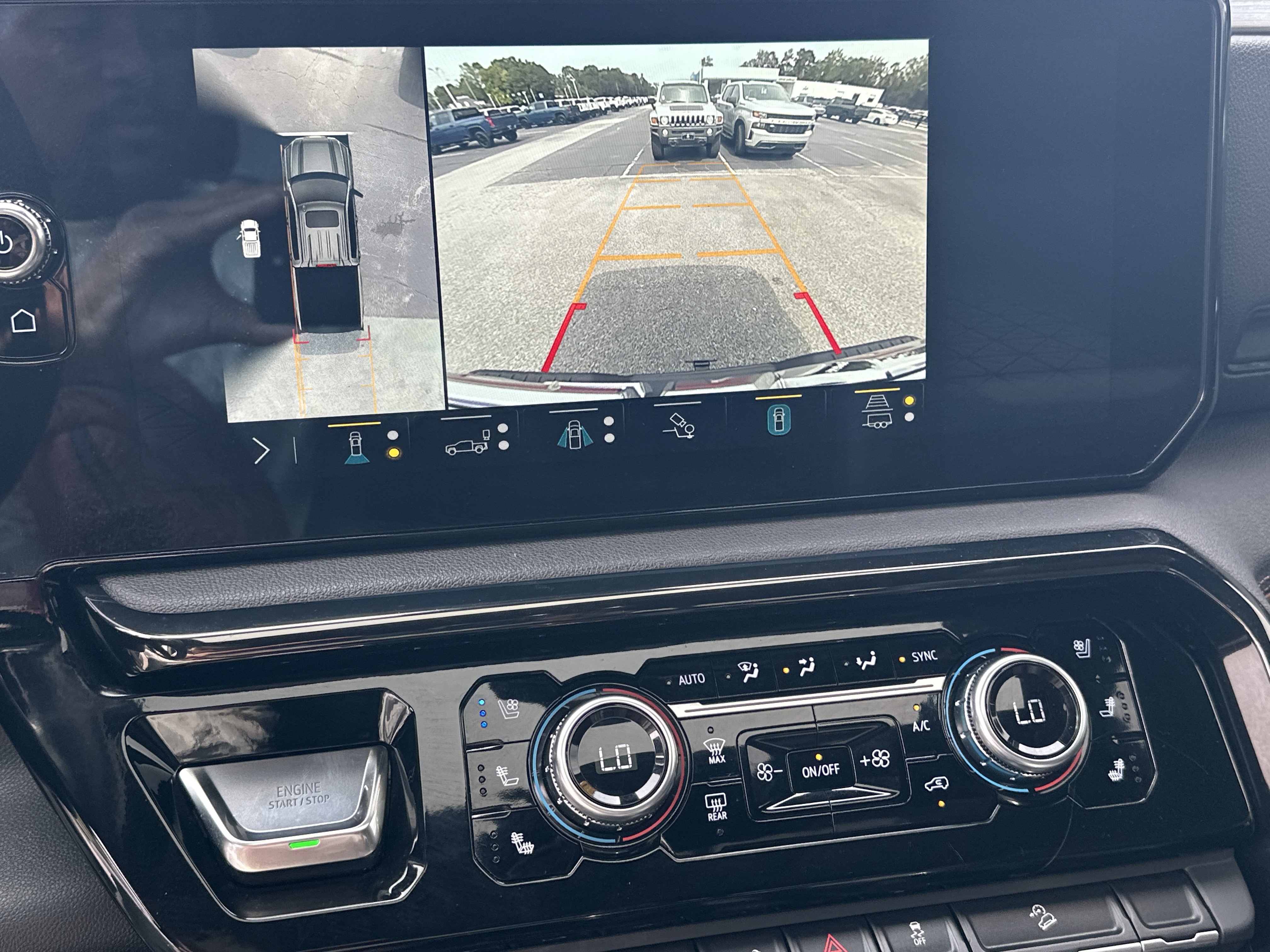 Used 2023 GMC Sierra 1500 AT4 w/ Technology Package image 31