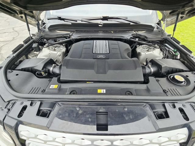 Used 2017 Land Rover Range Rover Sport HSE AWD/4WD image 18