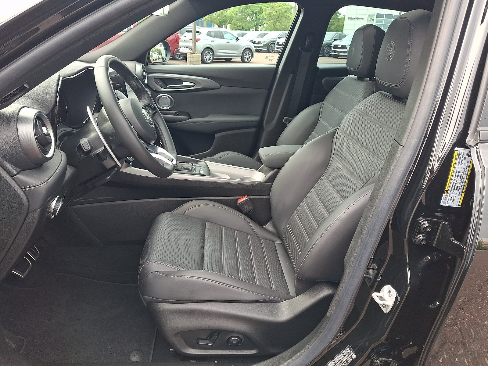 Used 2024 Alfa Romeo Tonale Ti AWD/4WD image 14