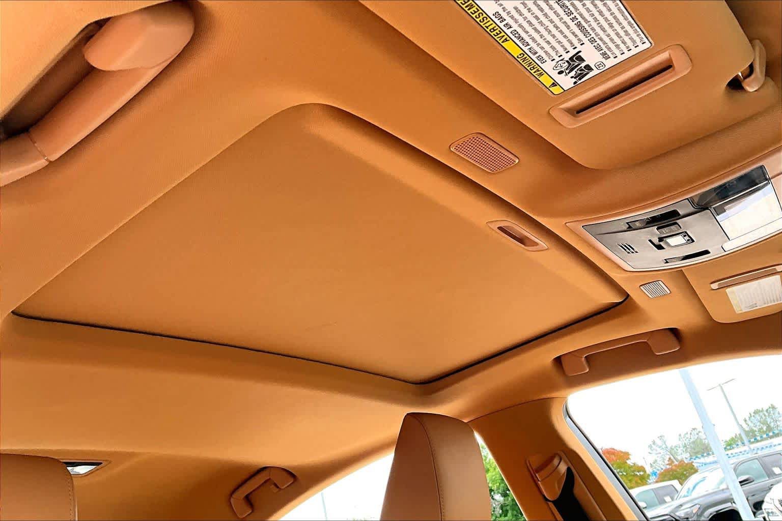 Used 2023 Lexus ES 300h w/ Premium Package FWD image 13
