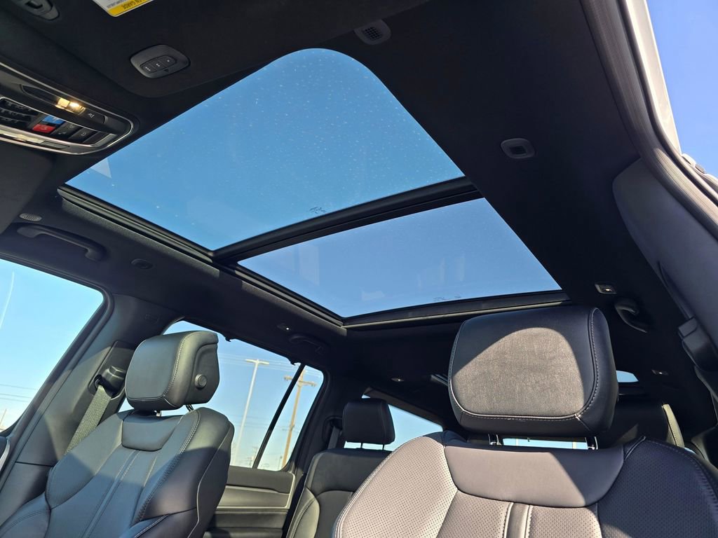 New 2026 Jeep Grand Wagoneer Limited AWD/4WD image 30
