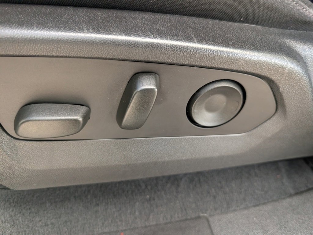 Certified 2024 Chevrolet Colorado Trail Boss w/ Advanced Trailering Package image 10