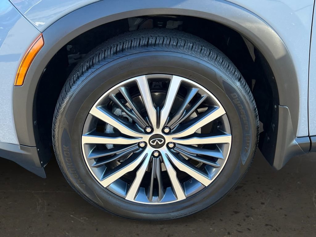 Used 2025 INFINITI QX60 Sensory w/ Cargo Package image 27
