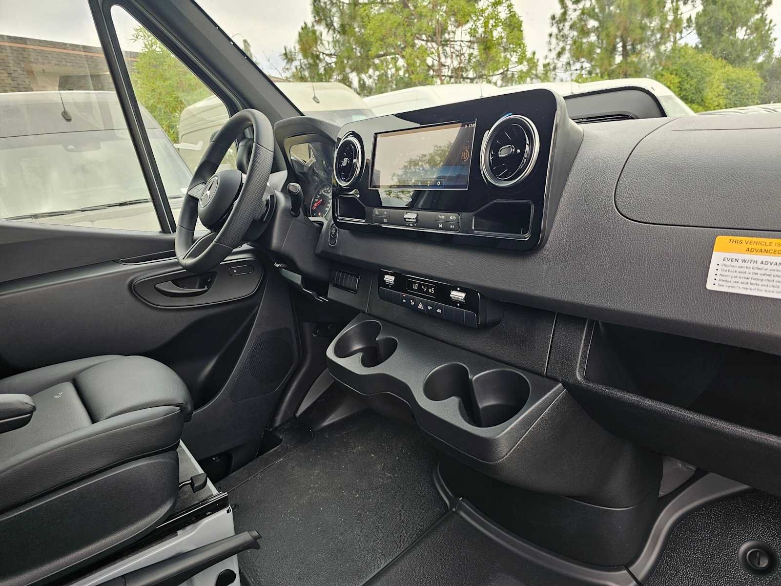 New 2025 Mercedes-Benz Sprinter 2500 image 11