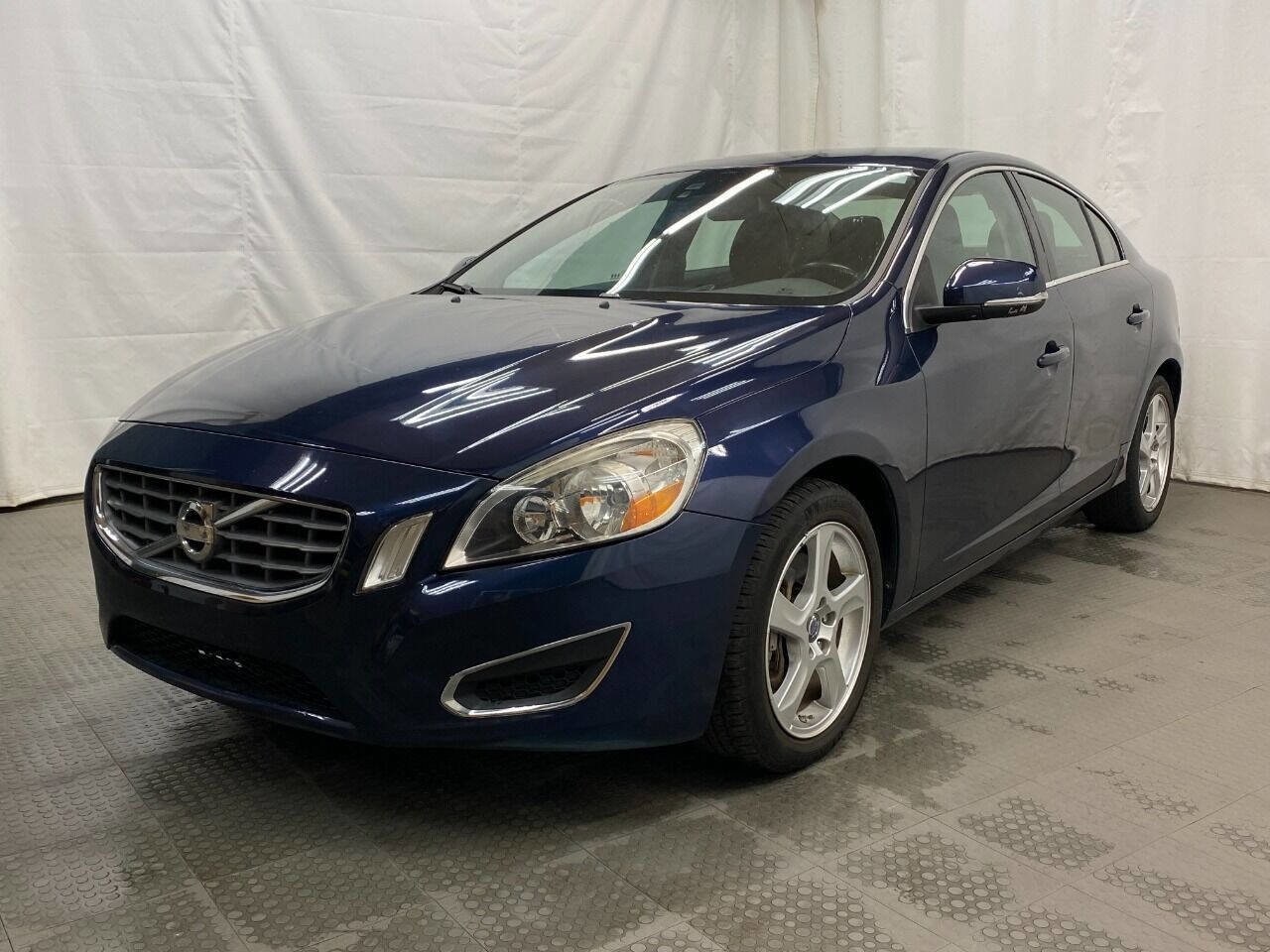 Used 2012 Volvo S60 T5 image 4