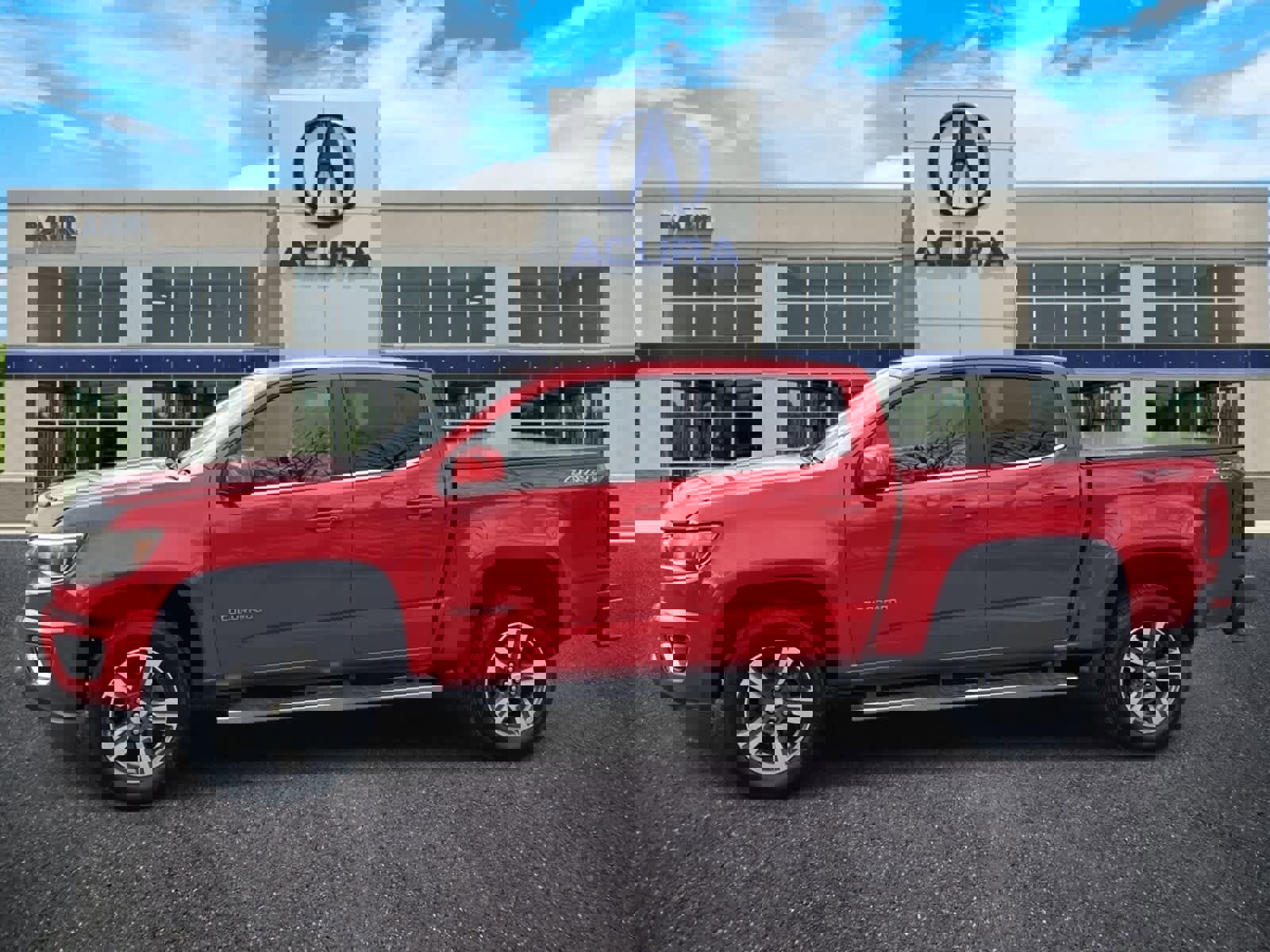 Used 2016 Chevrolet Colorado LT w/ LT Convenience Package image 2