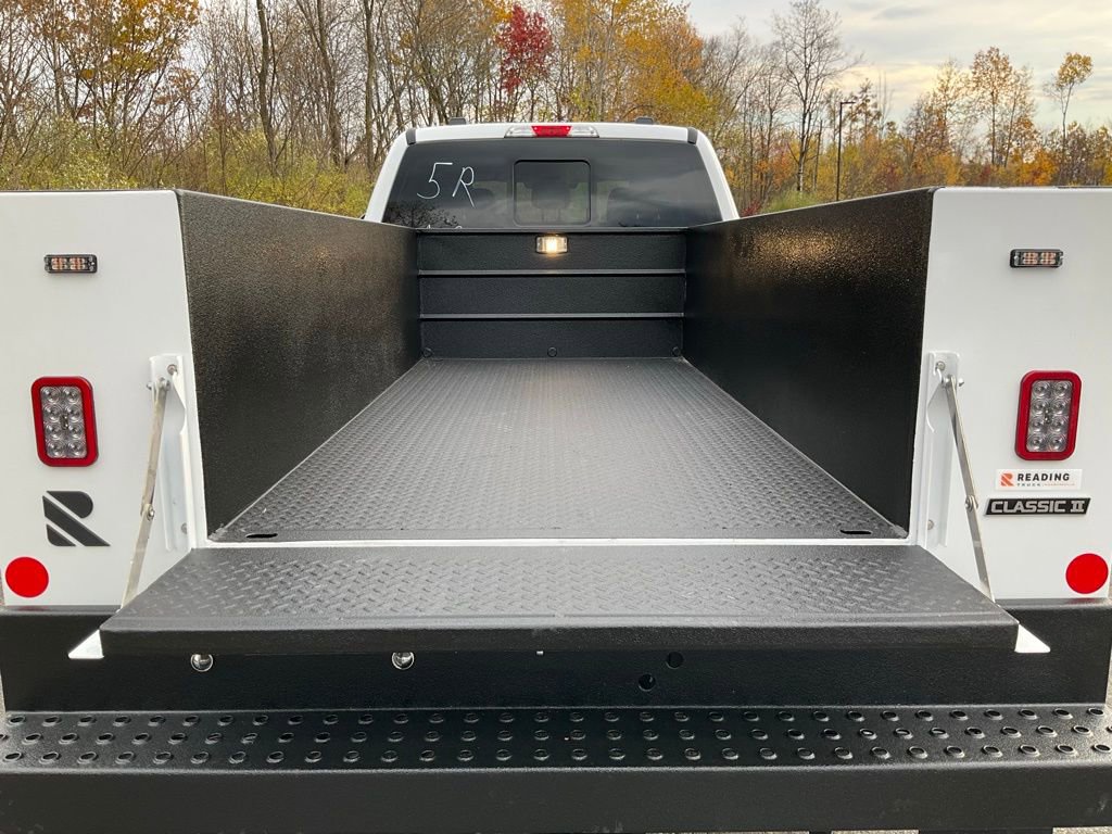 New 2026 Ford F350 XL w/ XL Chrome Package image 28