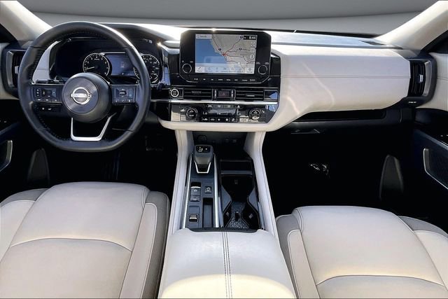 Certified 2023 Nissan Pathfinder SL FWD image 7