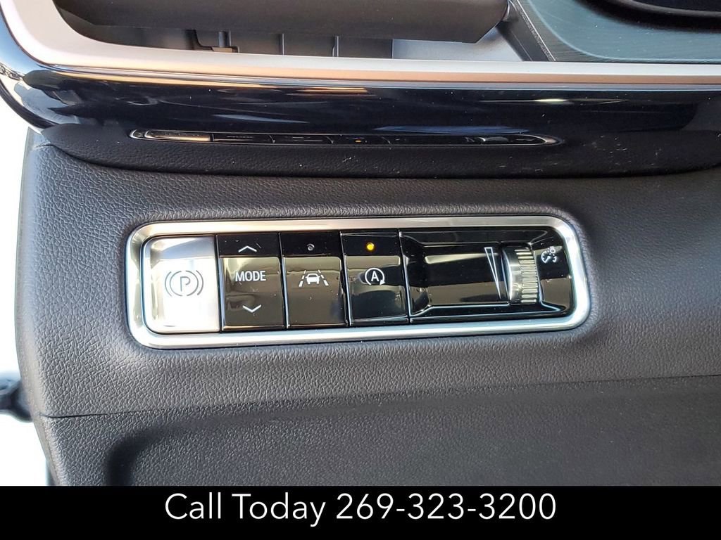 New 2025 Buick Envision Sport Touring image 18