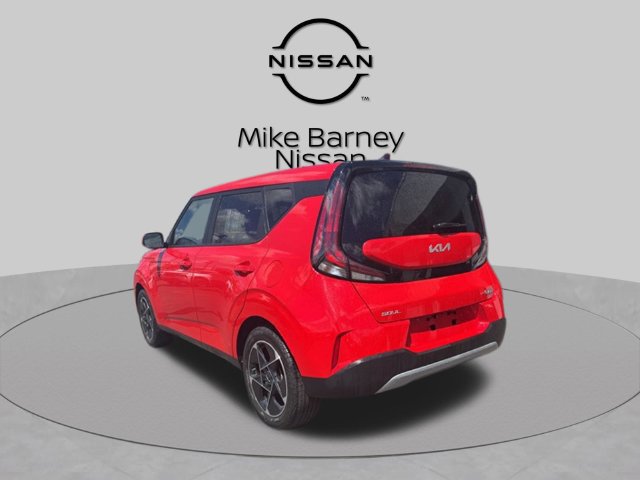 Used 2023 Kia Soul EX FWD image 4