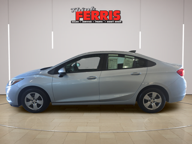 Used 2017 Chevrolet Cruze LS FWD image 2