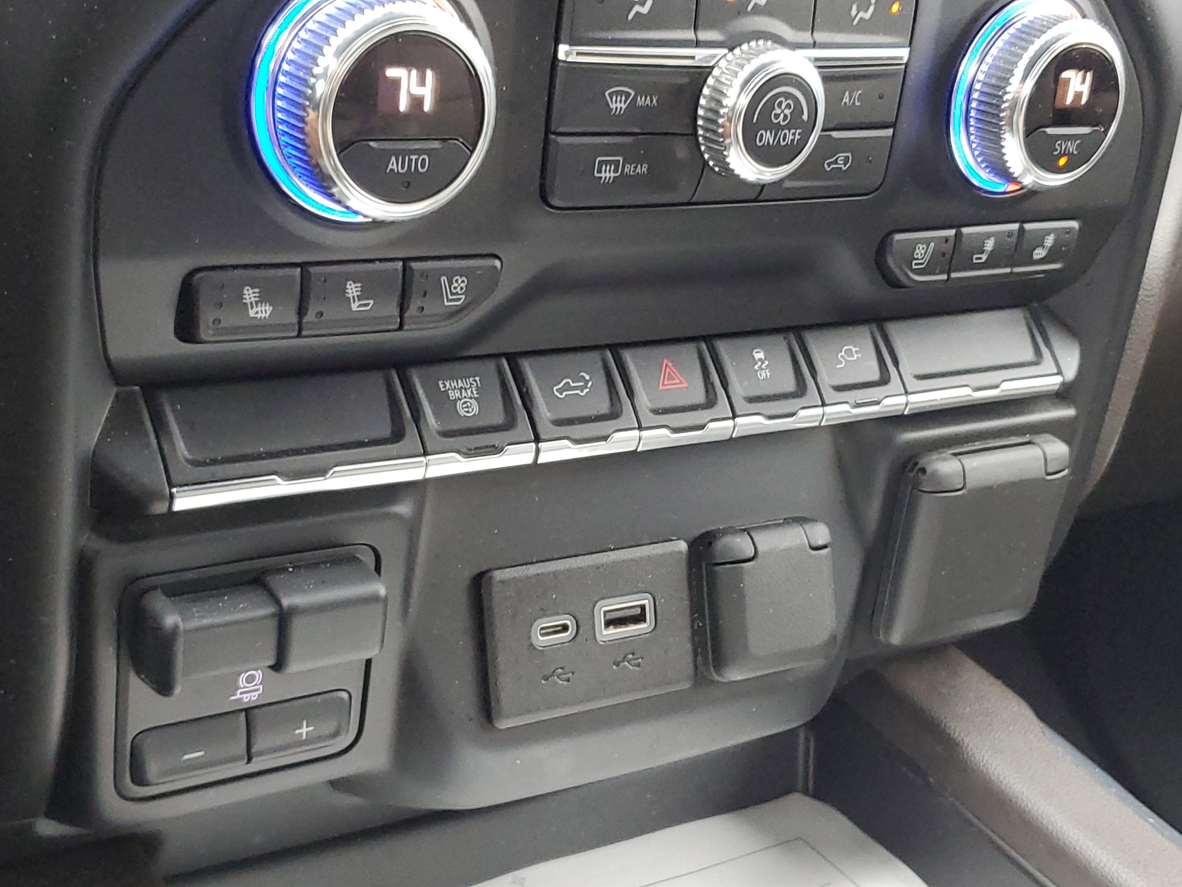 Used 2021 GMC Sierra 2500 SLT w/ SLT Convenience Package image 22