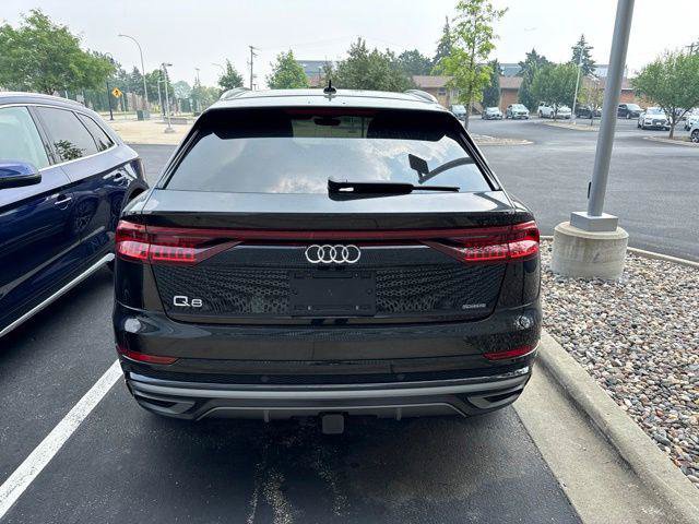 Used 2023 Audi Q8 Premium Plus w/ Premium Plus Package AWD/4WD image 4