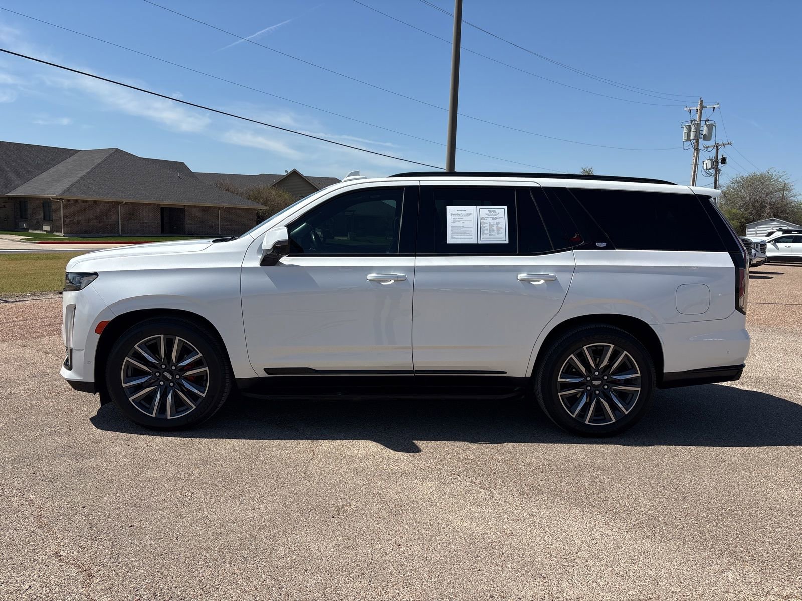 Used 2022 Cadillac Escalade Sport Platinum image 2