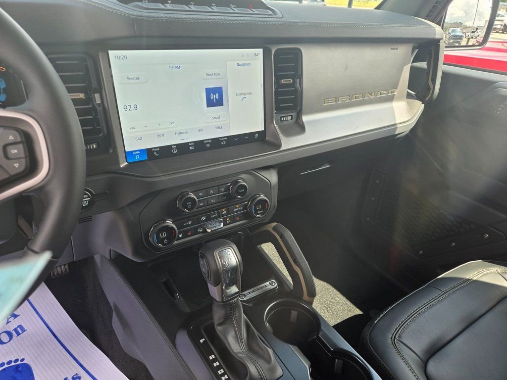 New 2025 Ford Bronco Badlands image 9