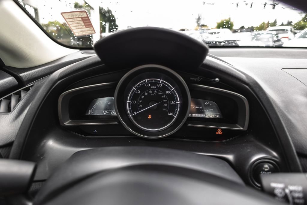 Used 2019 Toyota Yaris L FWD image 11
