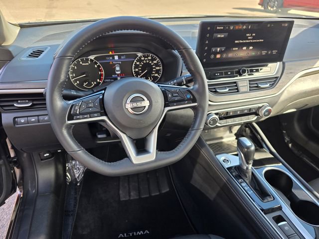 Used 2023 Nissan Altima 2.5 SV image 19