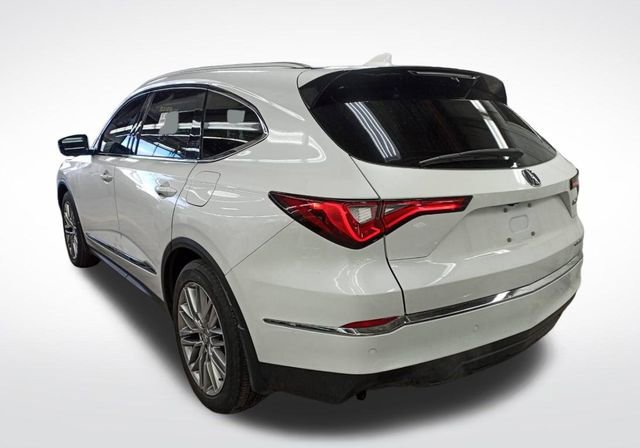 Used 2023 Acura MDX SH-AWD w/ Advance Package image 3