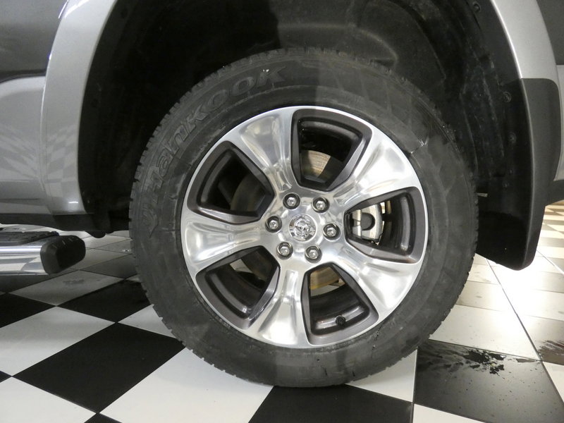 Used 2020 RAM 1500 Laramie image 7