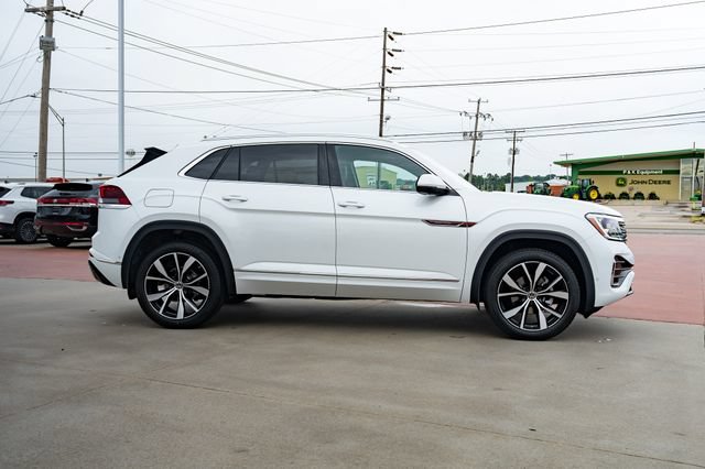 New 2026 Volkswagen Atlas Cross Sport SEL Premium R-Line AWD/4WD image 7