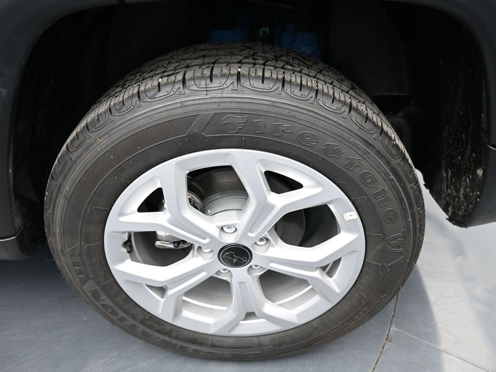 New 2026 Jeep Compass Latitude image 9