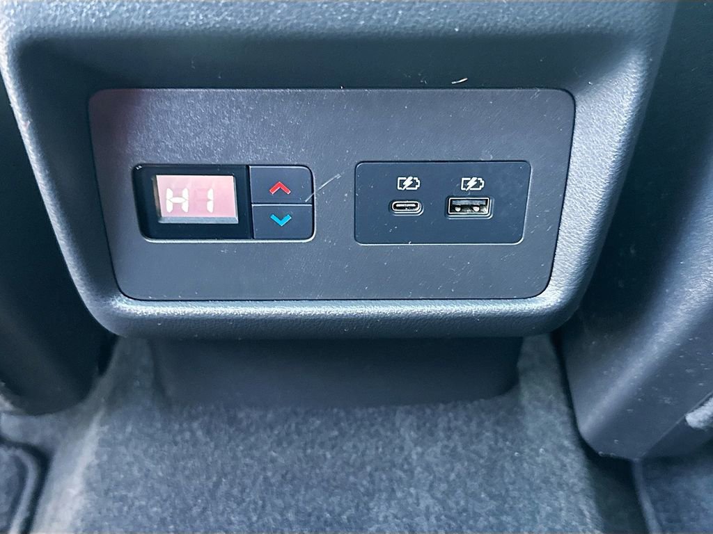 Used 2021 Nissan Rogue SL w/ Premium Package image 26