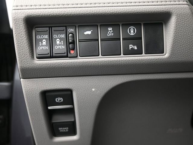 Used 2024 Honda Odyssey Elite image 14