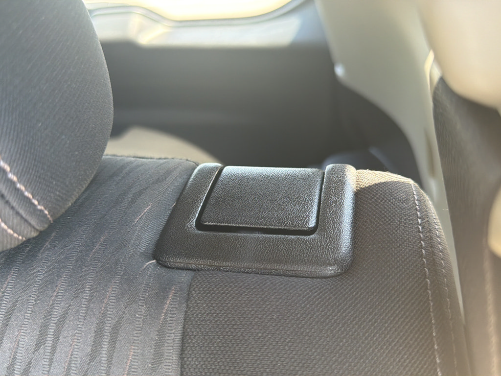 Used 2019 Nissan Rogue SV w/ Premium Package FWD image 26