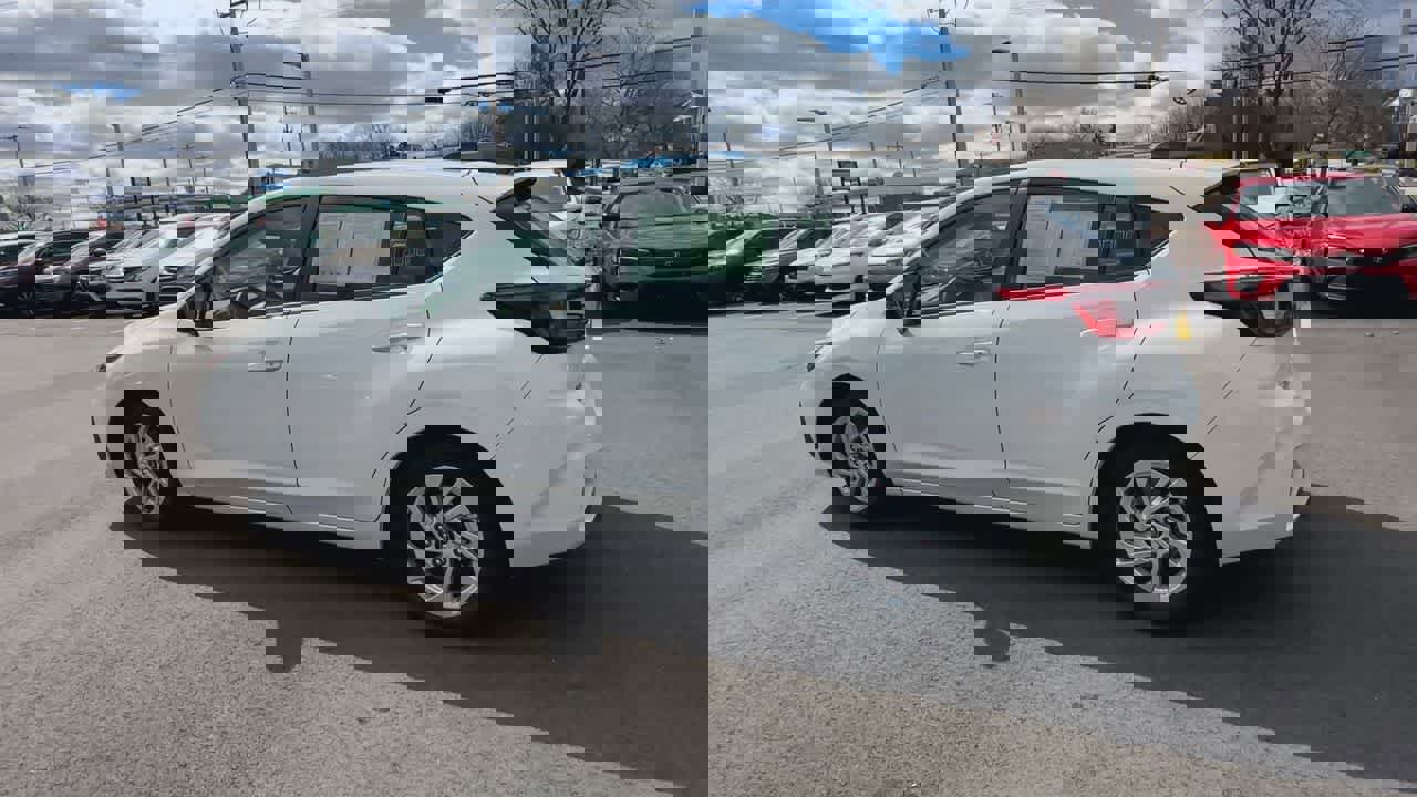 Certified 2024 Subaru Impreza 2.0i image 6