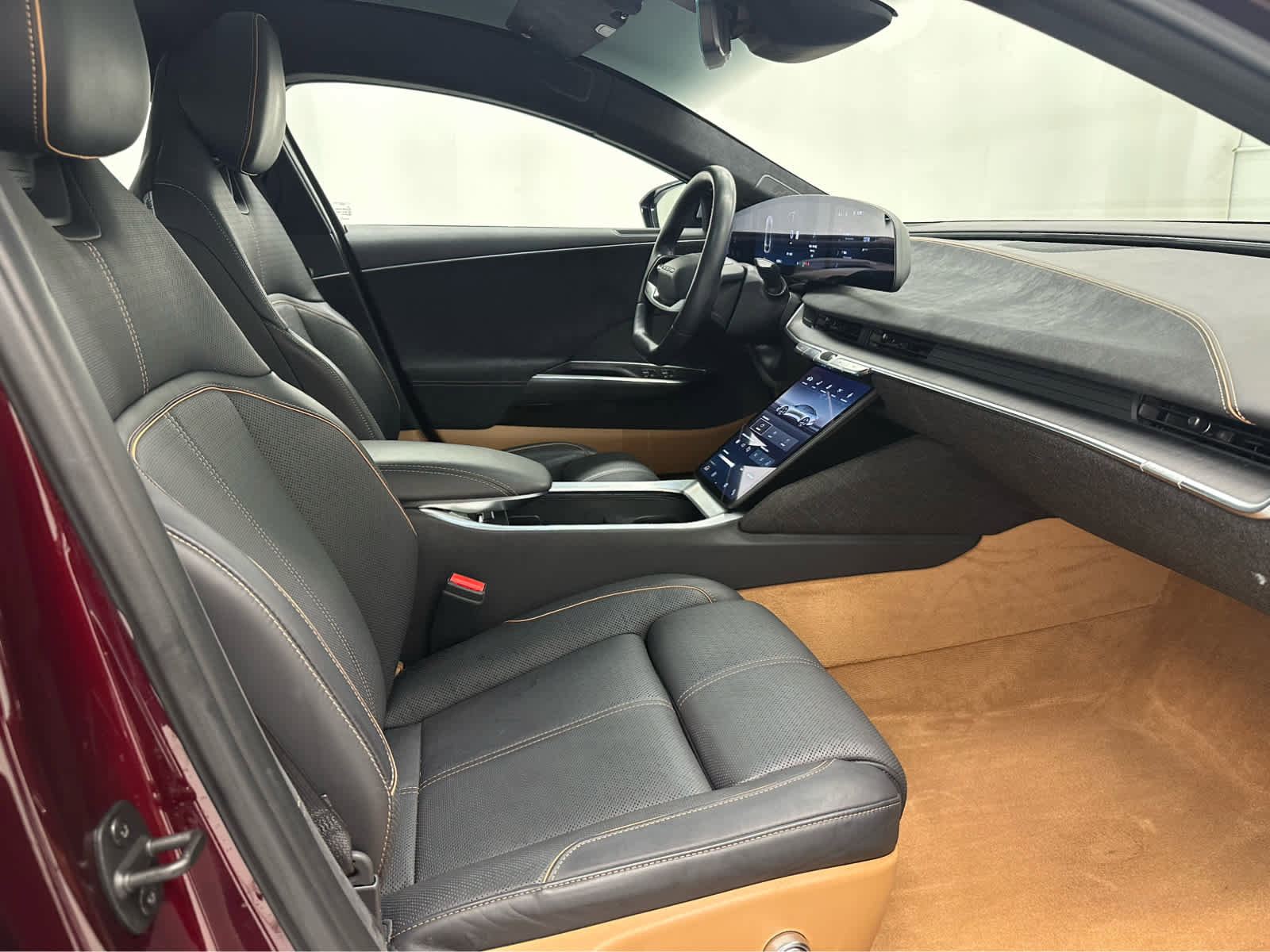 Used 2023 Lucid Air Grand Touring image 16