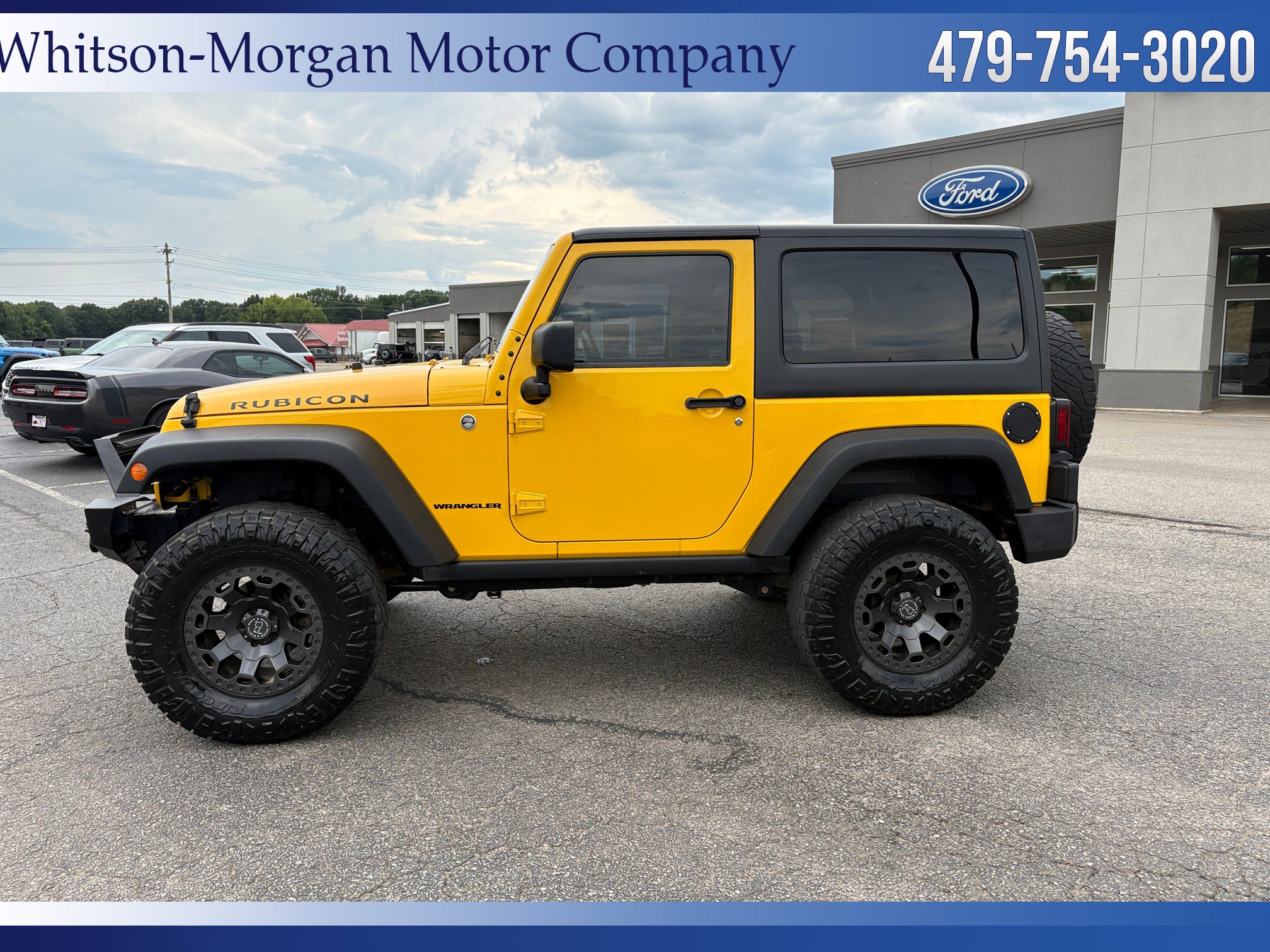 Used 2015 Jeep Wrangler Rubicon w/ Power Convenience Group image 2