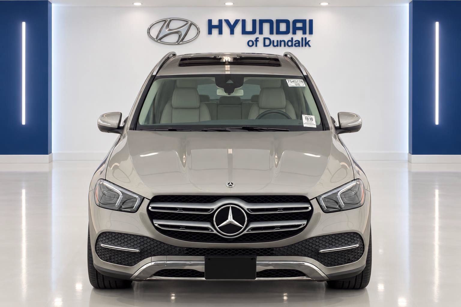 Used 2020 Mercedes-Benz GLE 350 4MATIC w/ Premium Package image 5