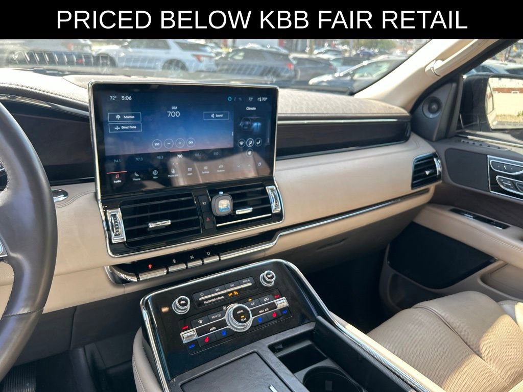 Used 2024 Lincoln Navigator L Reserve AWD/4WD image 16