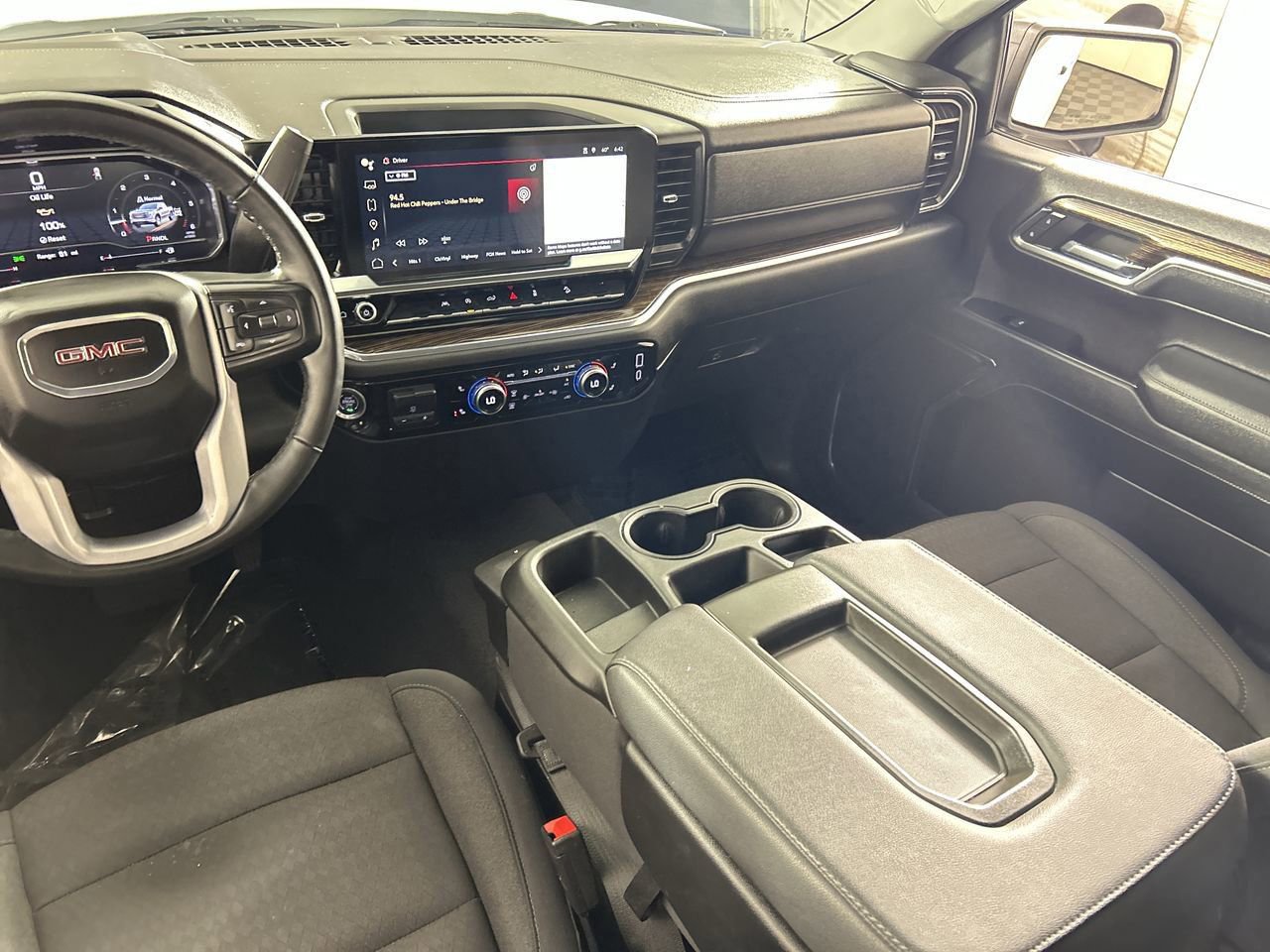 Used 2024 GMC Sierra 1500 Elevation w/ X31 Off-Road Package image 22