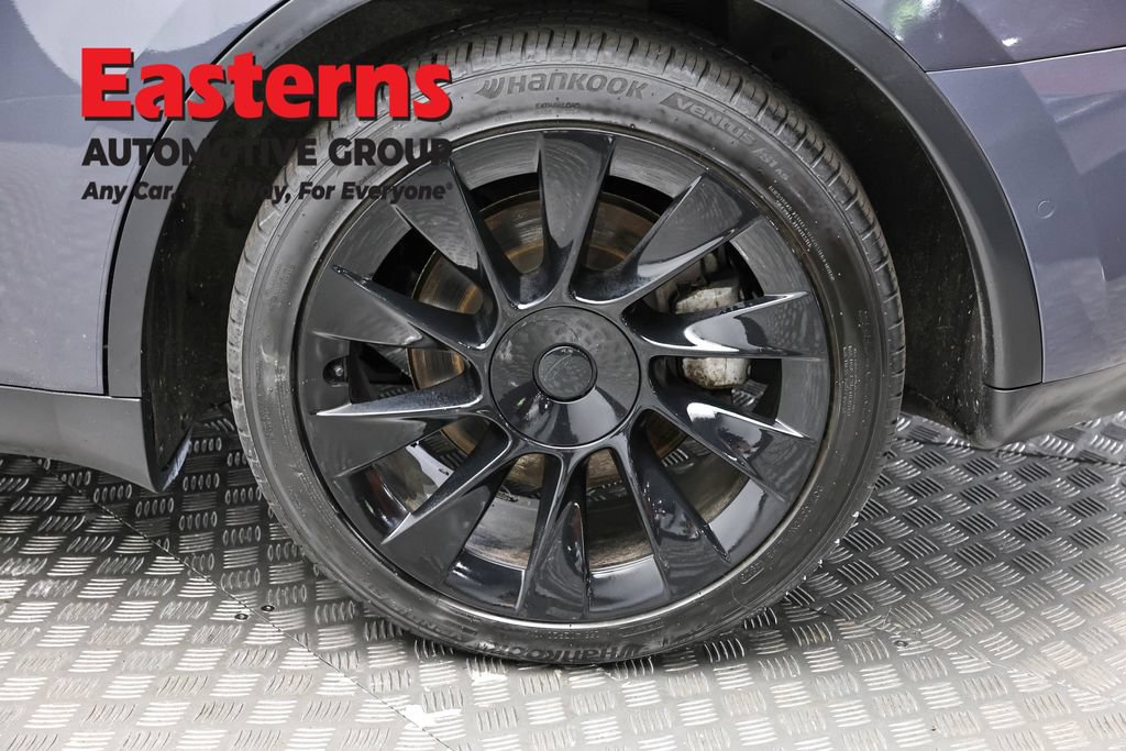 Used 2021 Tesla Model Y Long Range AWD/4WD image 8