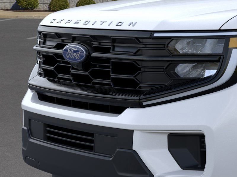 New 2026 Ford Expedition Active image 17
