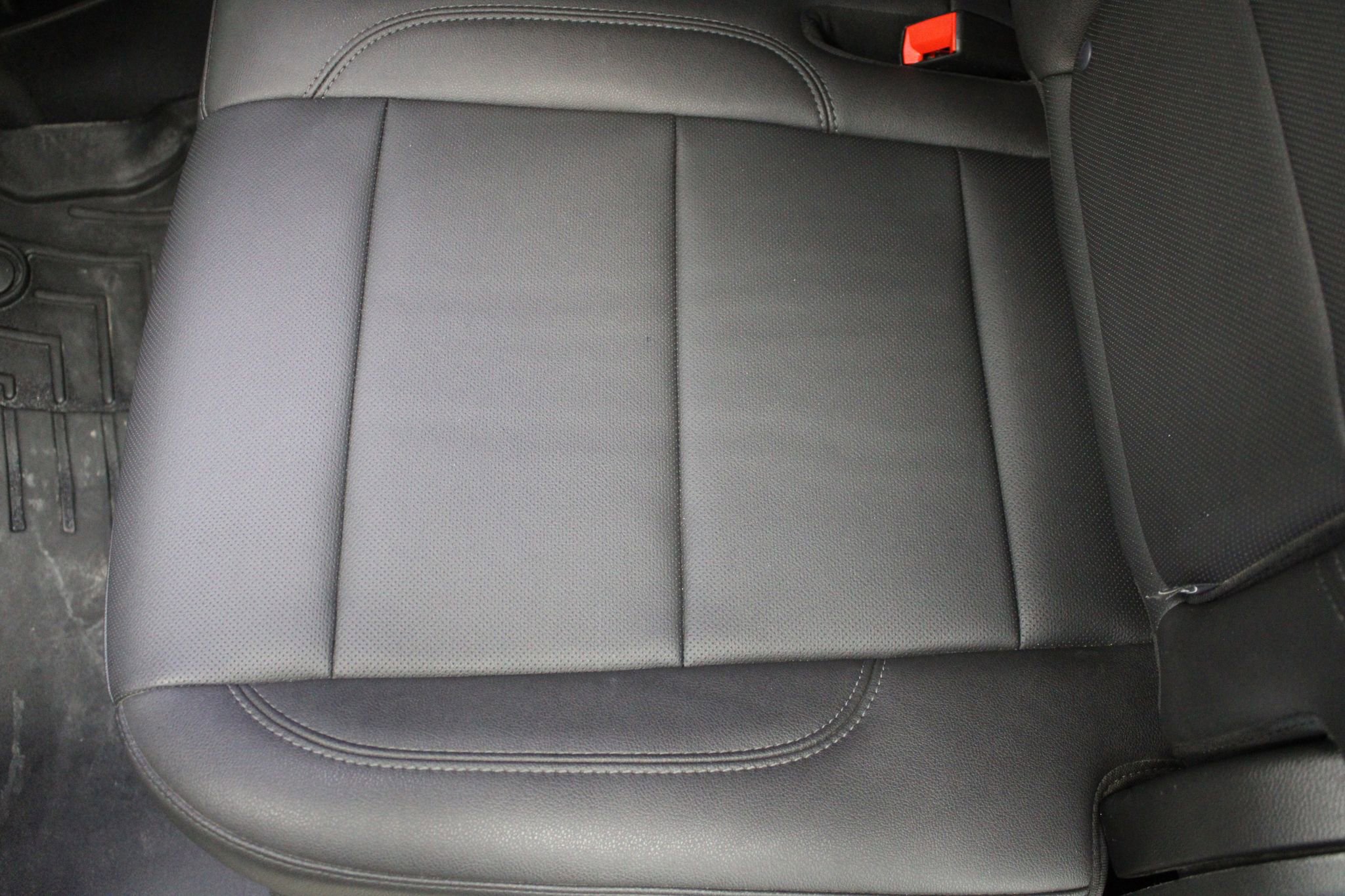 Used 2025 Chevrolet Silverado 1500 LTZ image 20