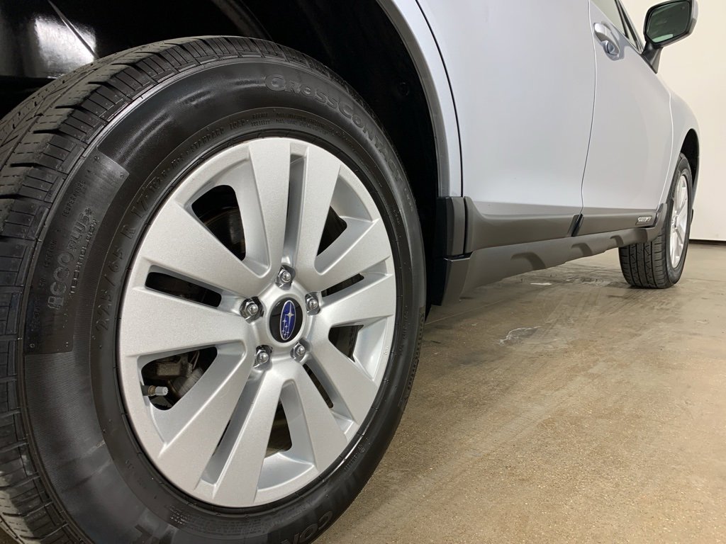 Used 2016 Subaru Outback 2.5i Premium image 9