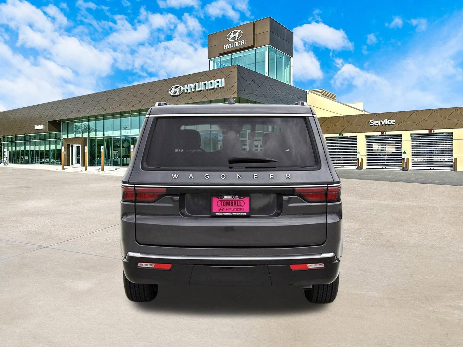 Used 2023 Jeep Wagoneer 2WD image 7