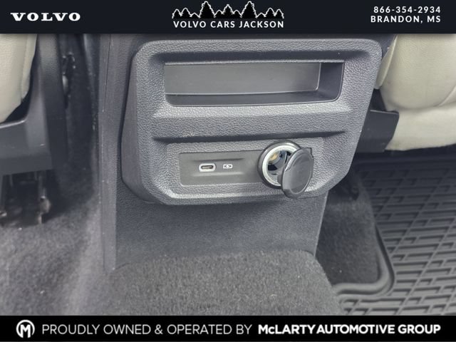 Used 2021 Volkswagen Tiguan SE w/ Panoramic Sunroof Package FWD image 18