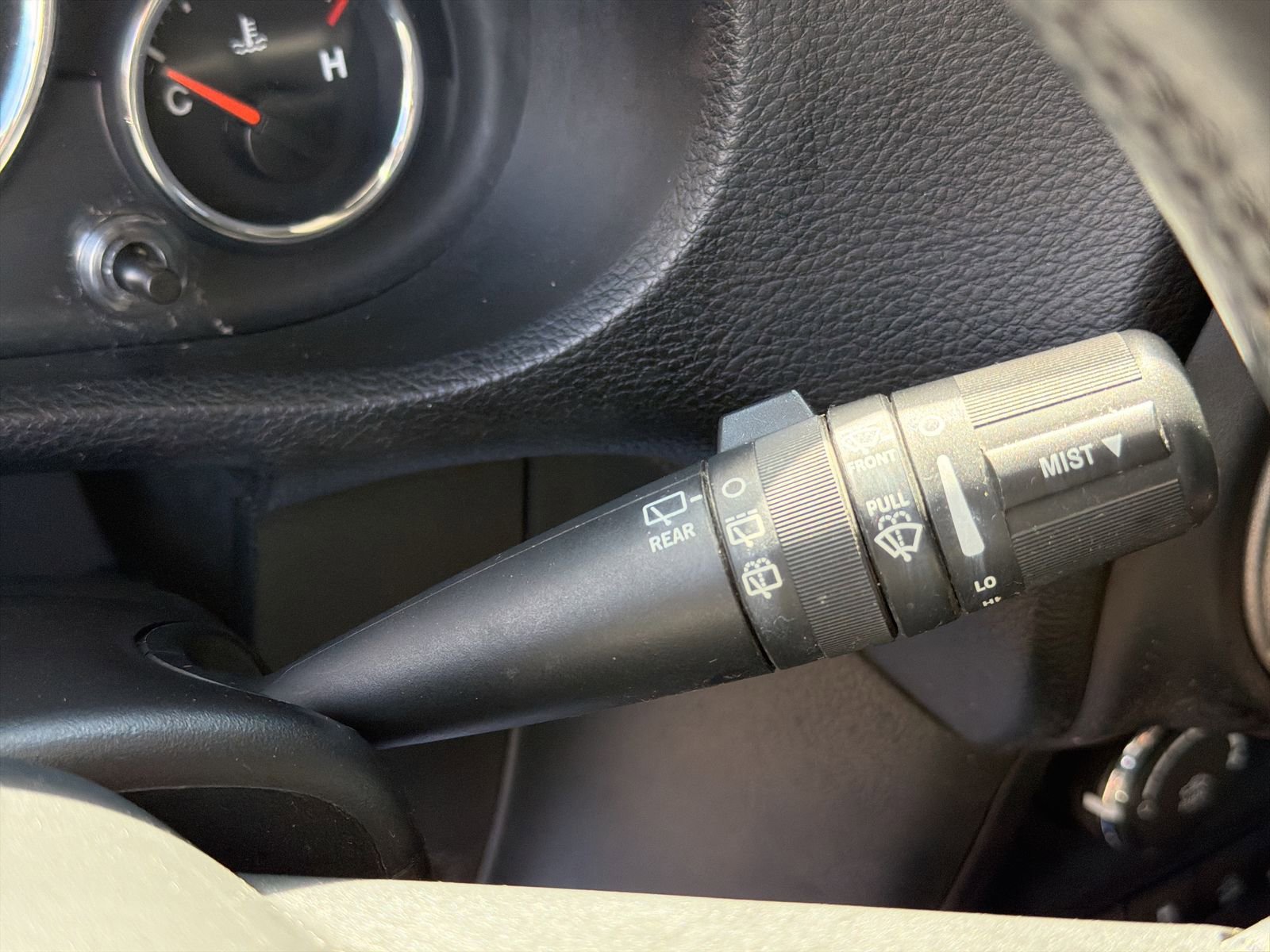 Used 2015 Jeep Wrangler Sport AWD/4WD image 31