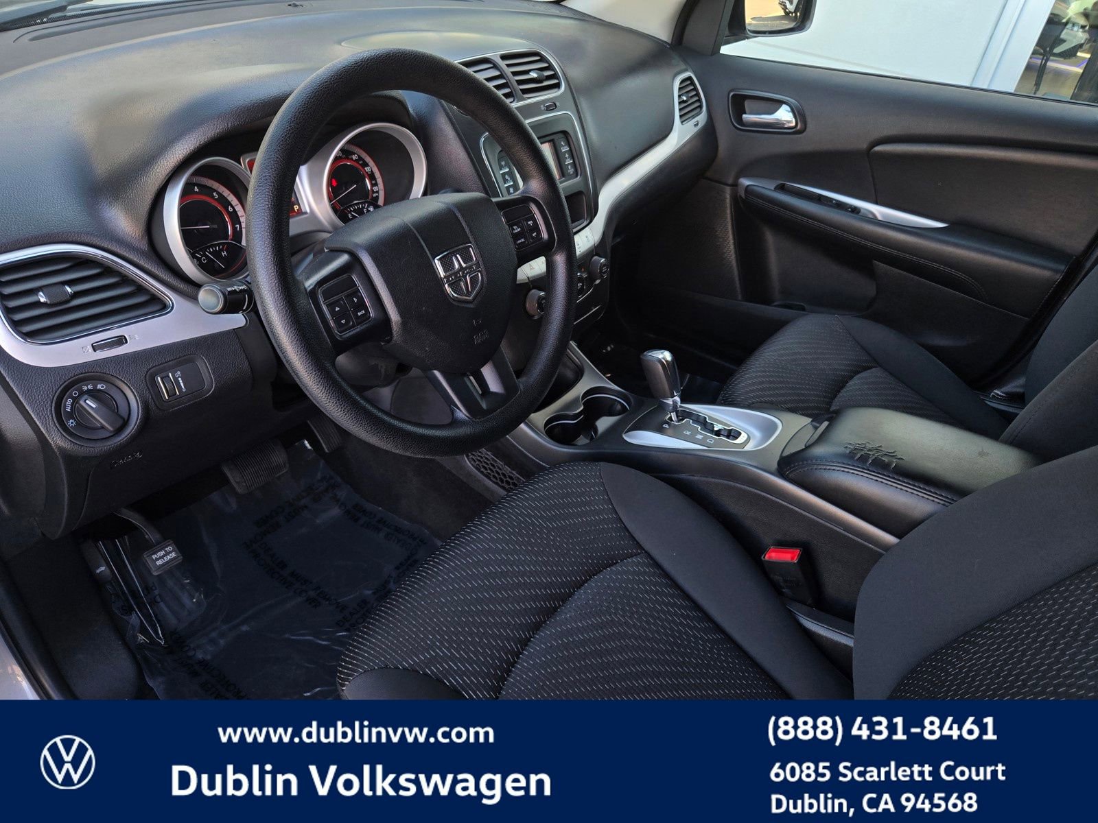 Used 2018 Dodge Journey SE image 9