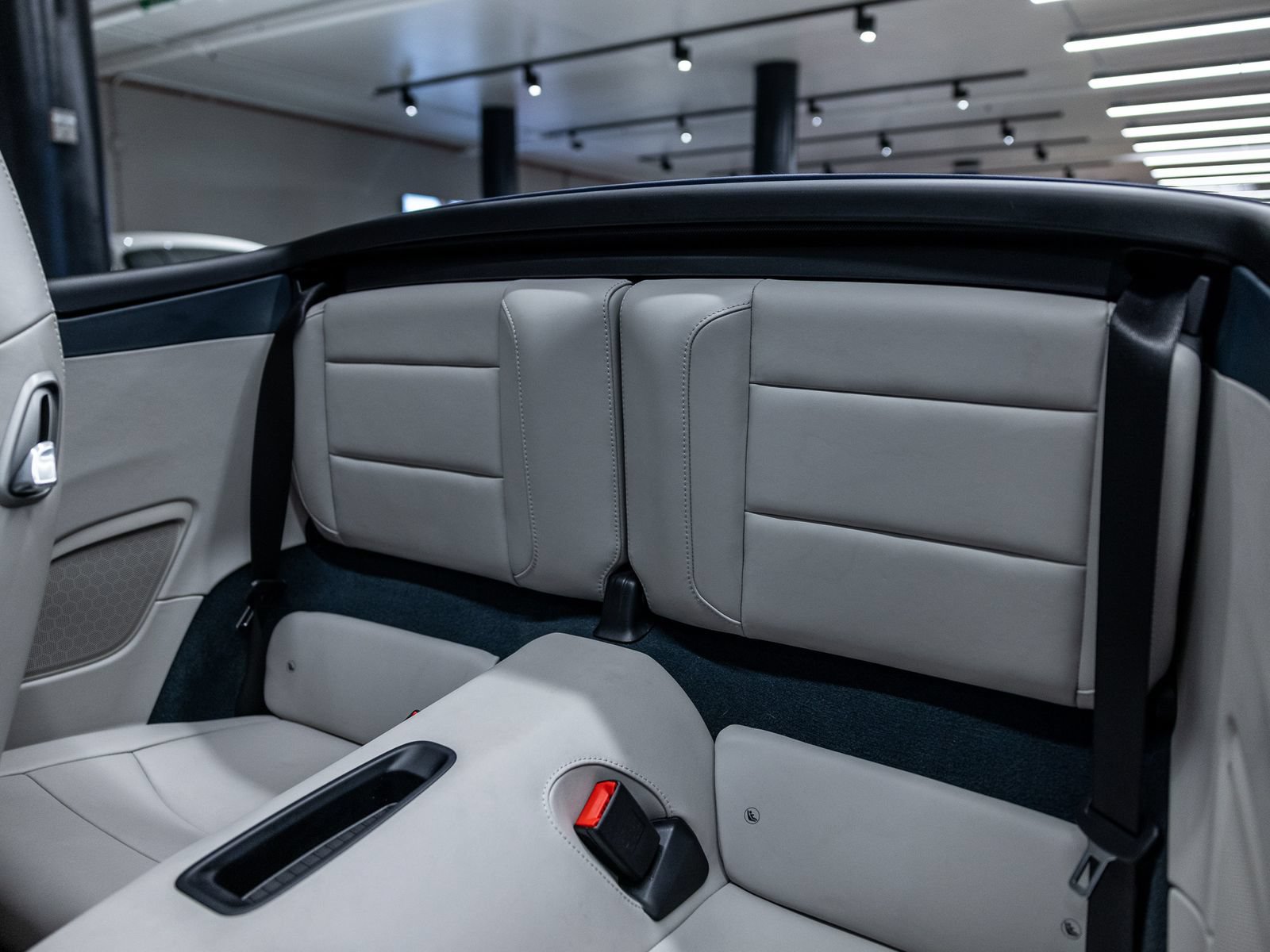 Certified 2019 Porsche 911 Carrera S RWD image 29