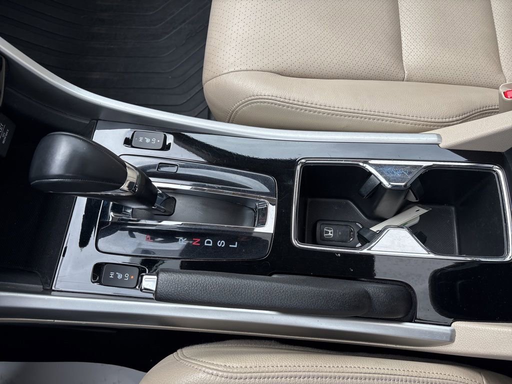 Used 2016 Honda Accord EX-L image 22