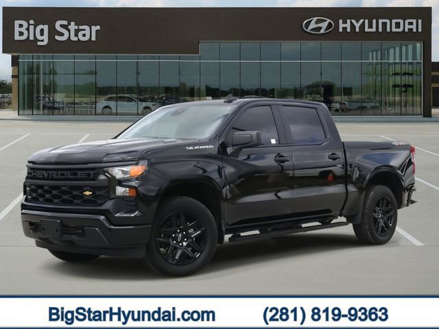 Used 2025 Chevrolet Silverado 1500 Custom image 1